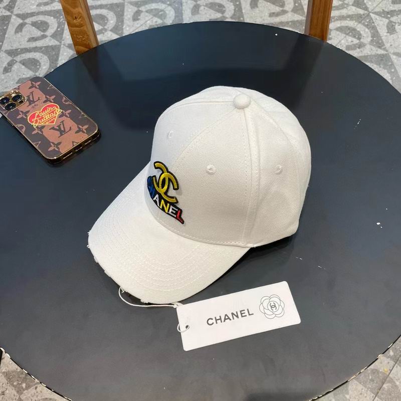 Chanel cap (303)