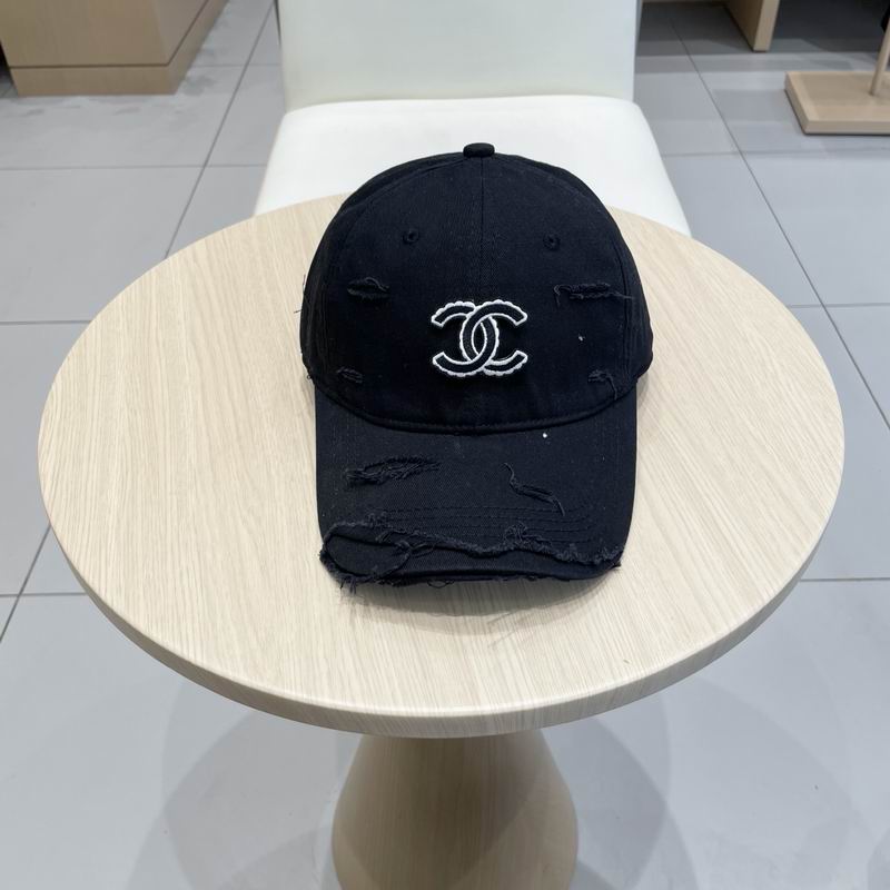 Chanel cap (322)