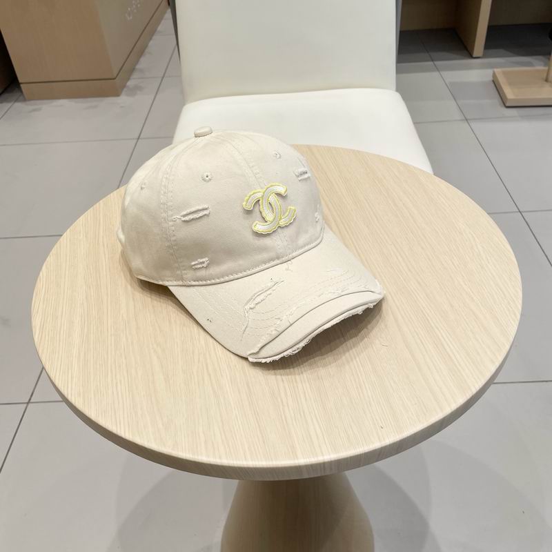 Chanel cap (329)