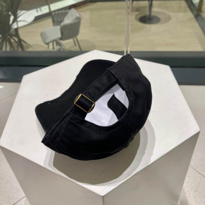 Chanel cap (332)