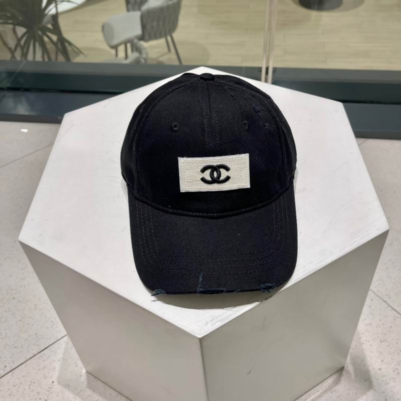 Chanel cap (339)