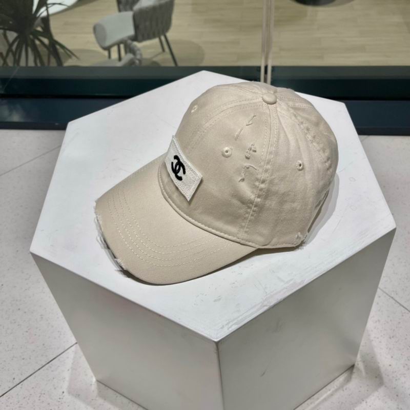 Chanel cap (356)