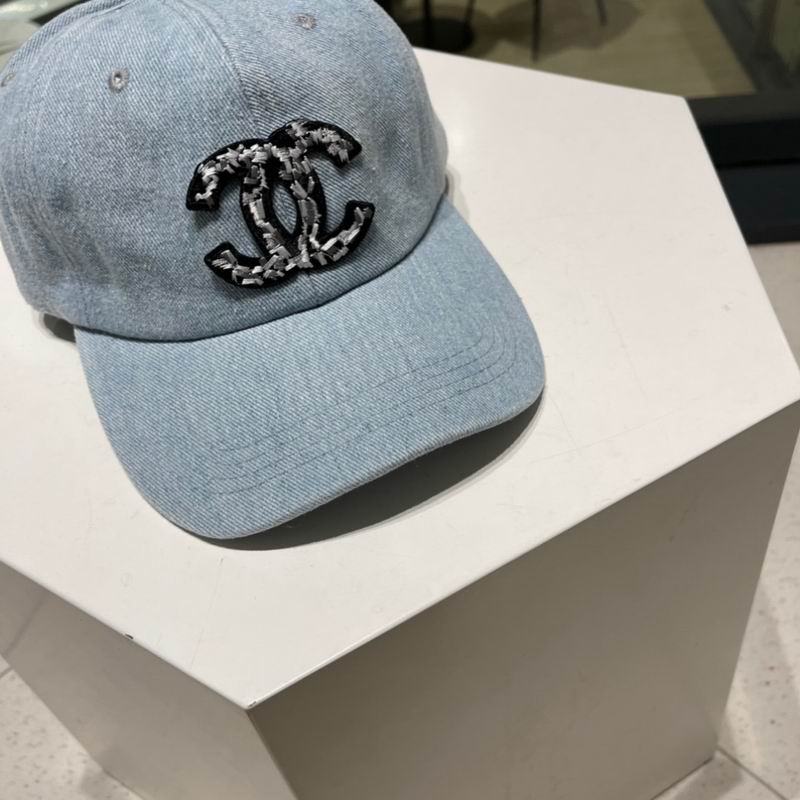 Chanel cap (372)