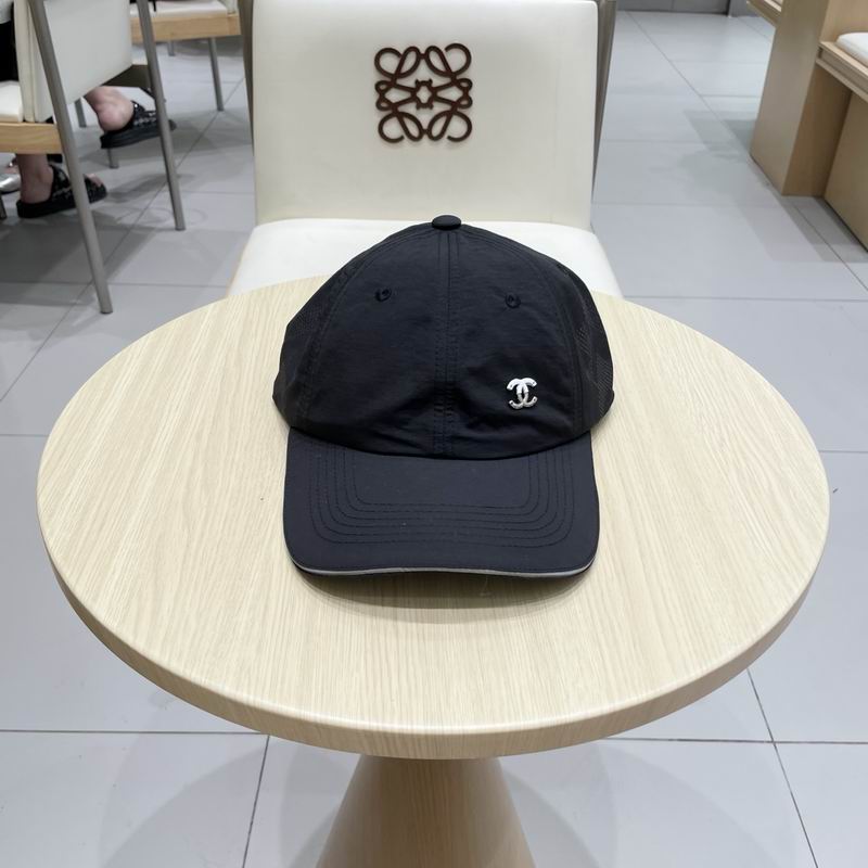 Chanel cap (515)