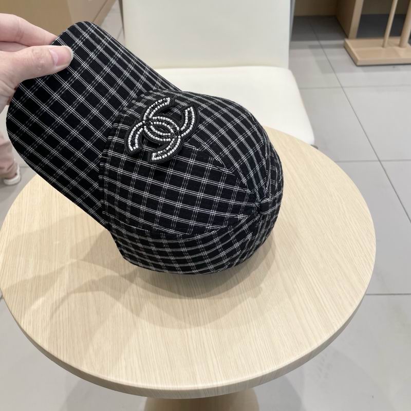 Chanel cap (536)
