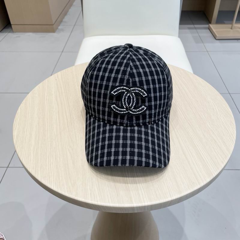 Chanel cap (542)