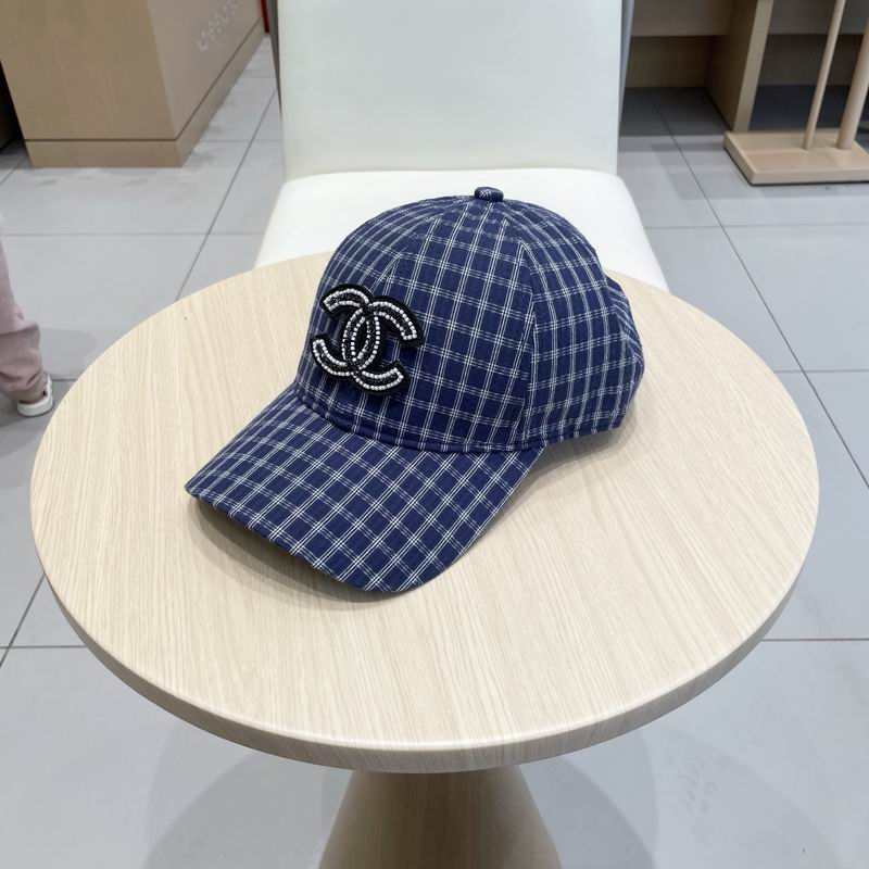 Chanel cap (550)