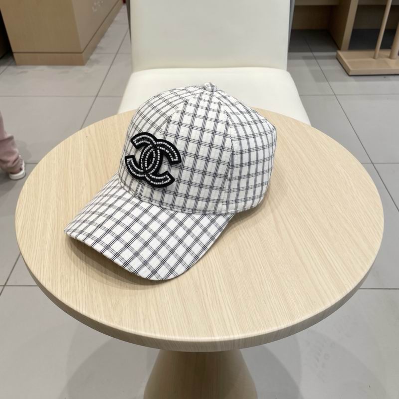 Chanel cap (558)