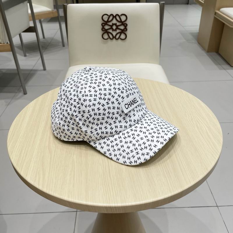 Chanel cap (565)