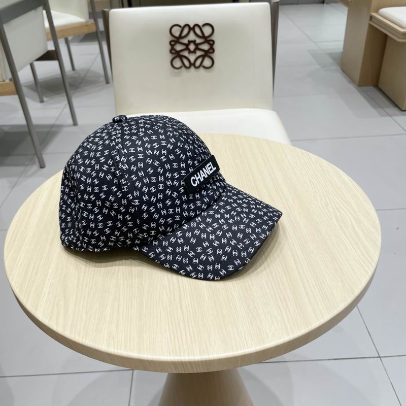 Chanel cap (574)