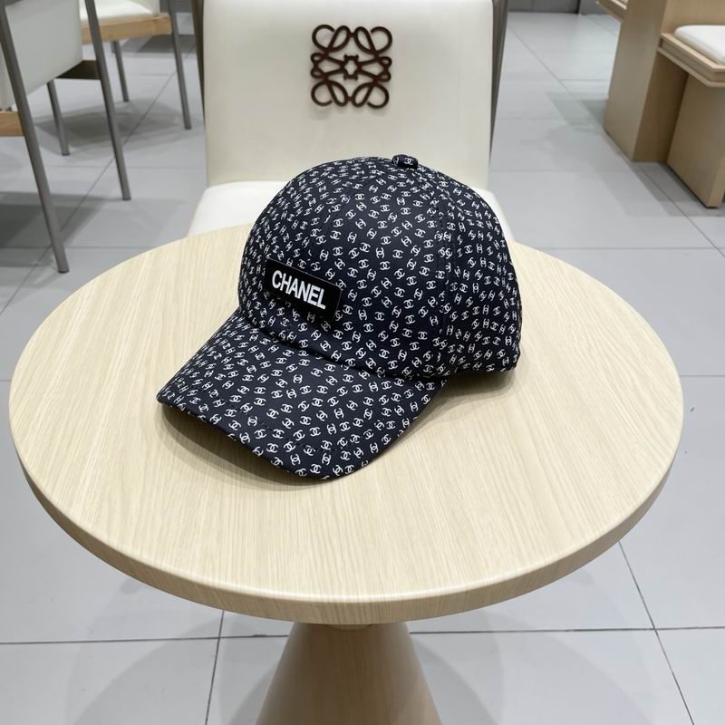 Chanel cap (575)