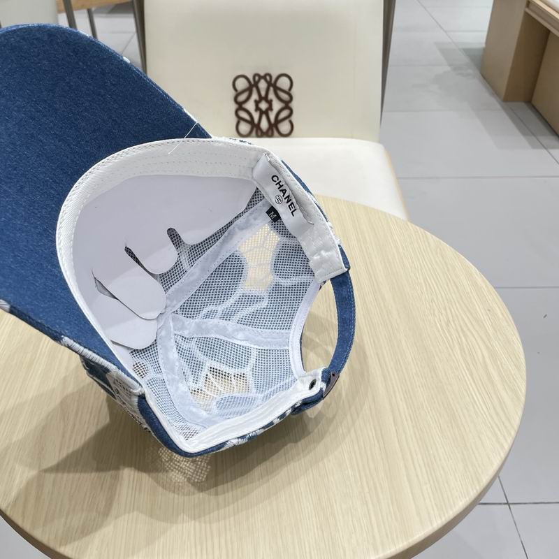 Chanel cap (596)