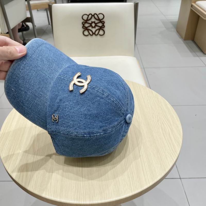Chanel cap (607)