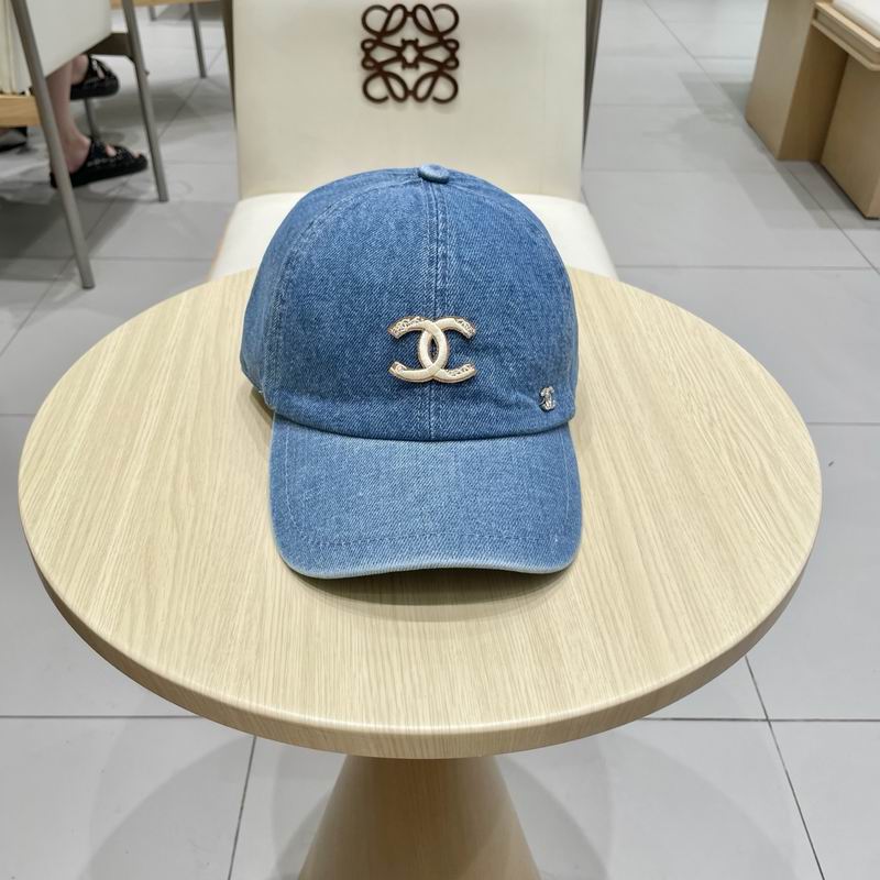 Chanel cap (613)