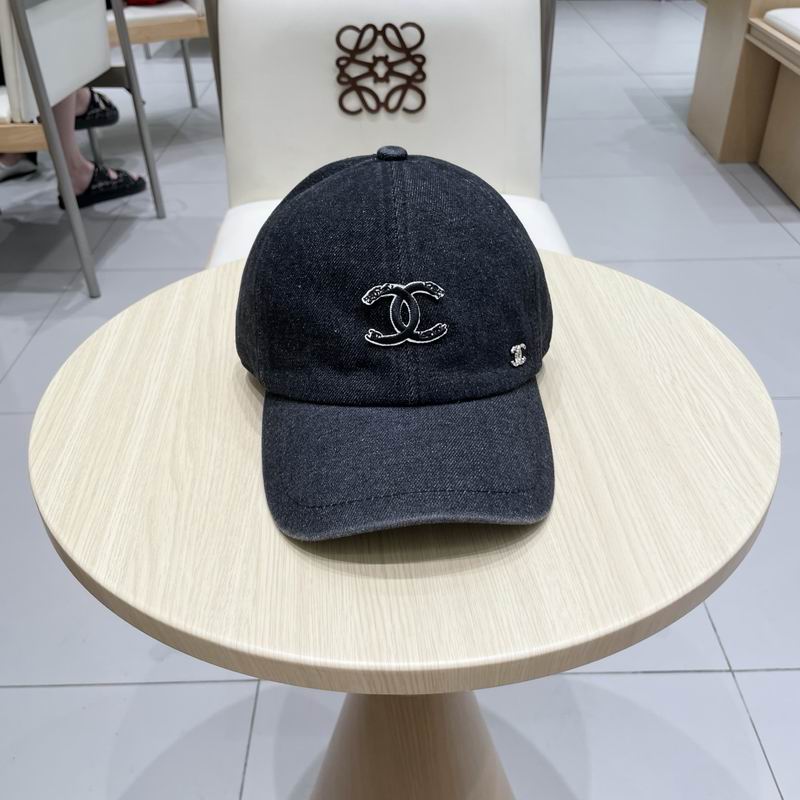 Chanel cap (622)