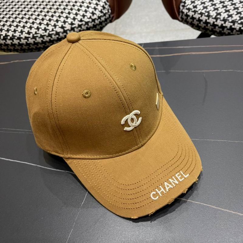 Chanel cap (652)