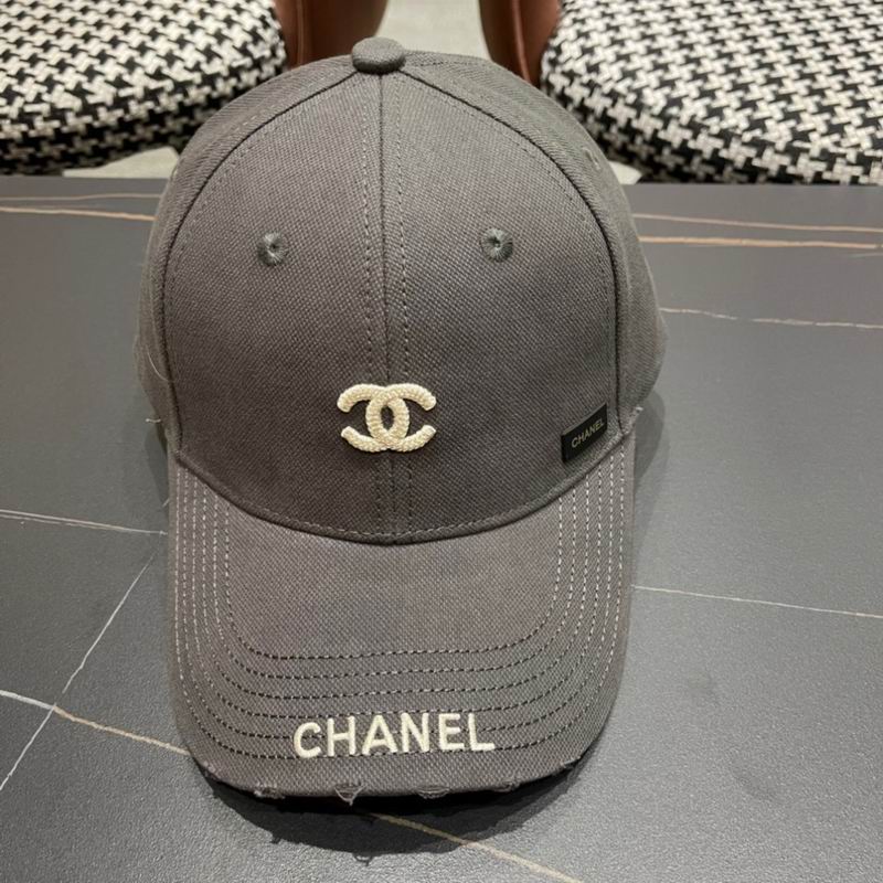 Chanel cap (665)