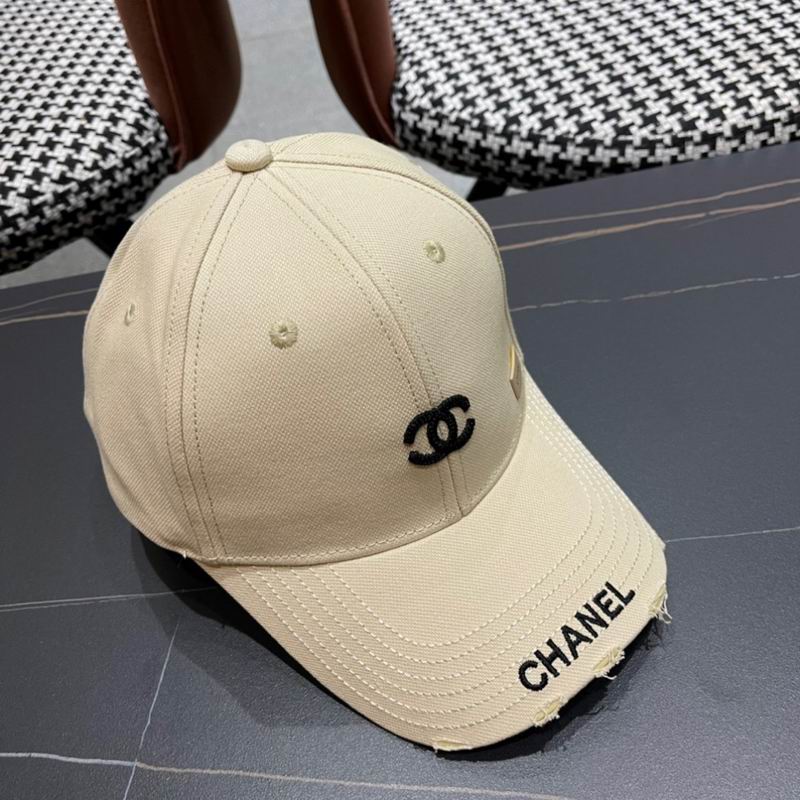 Chanel cap (696)