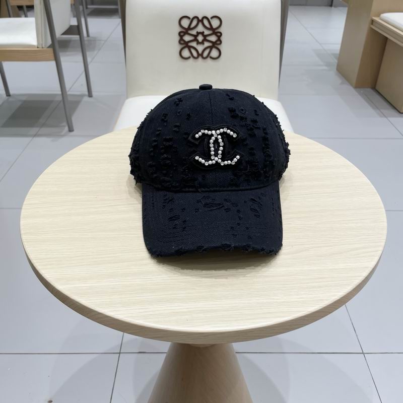 Chanel cap (76)