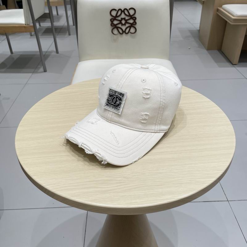 Chanel cap (98)