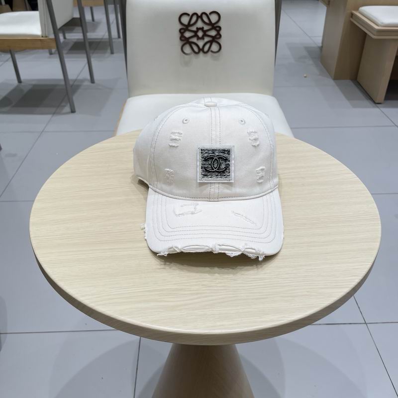Chanel cap (99)