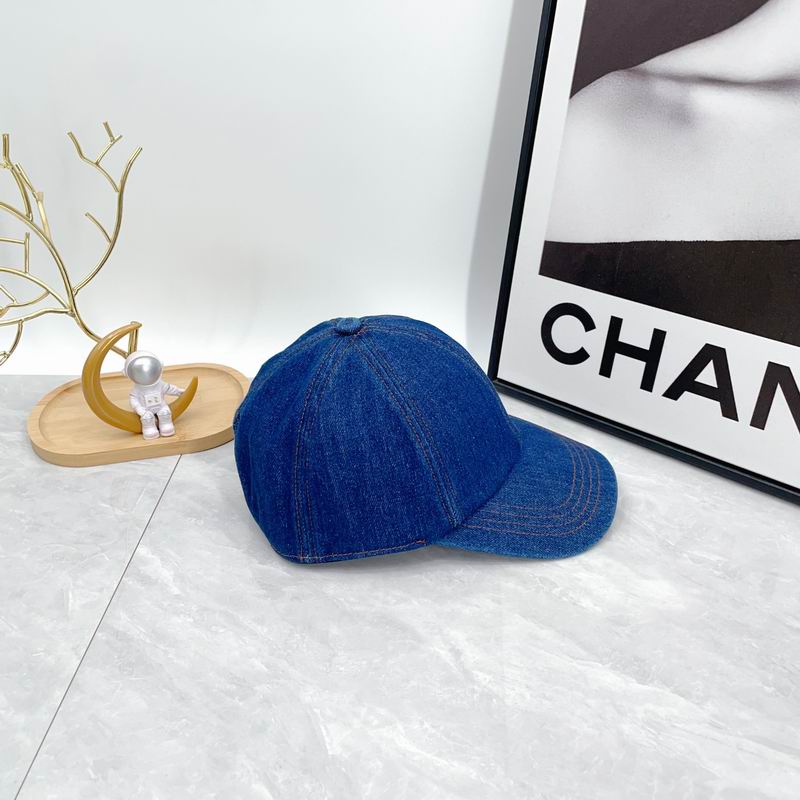 Chanel cap dx (330)