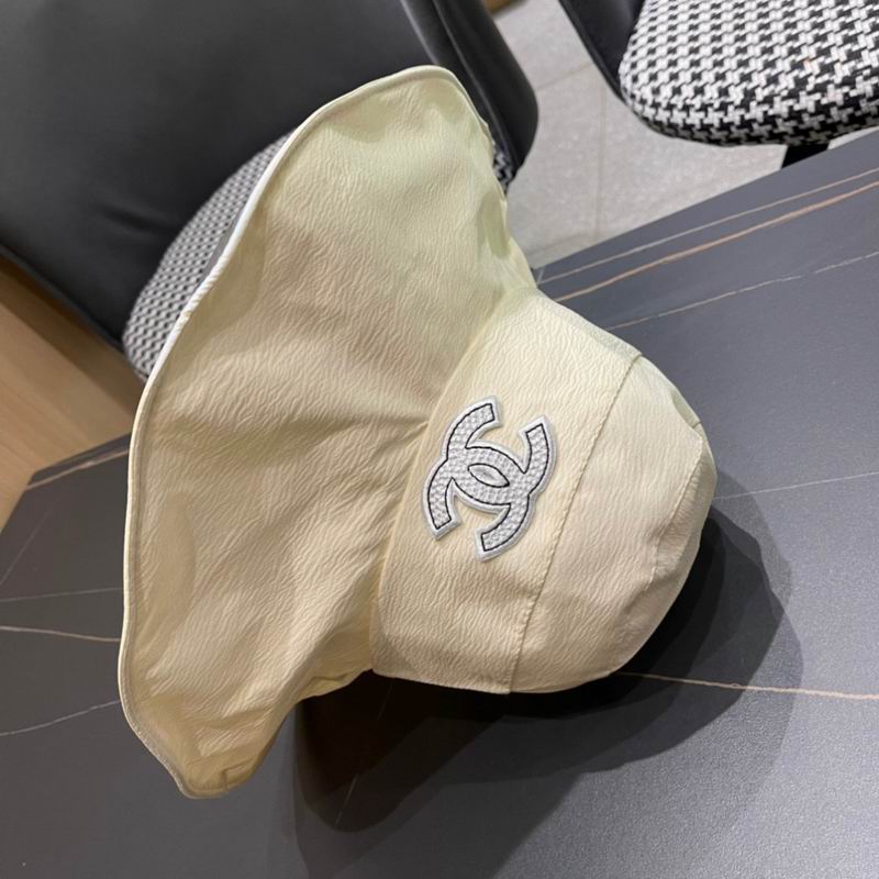 Chanel hat (1022)