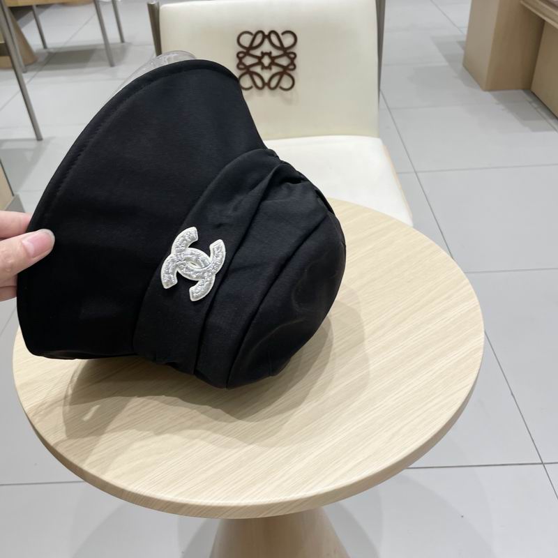 Chanel hat (1023)