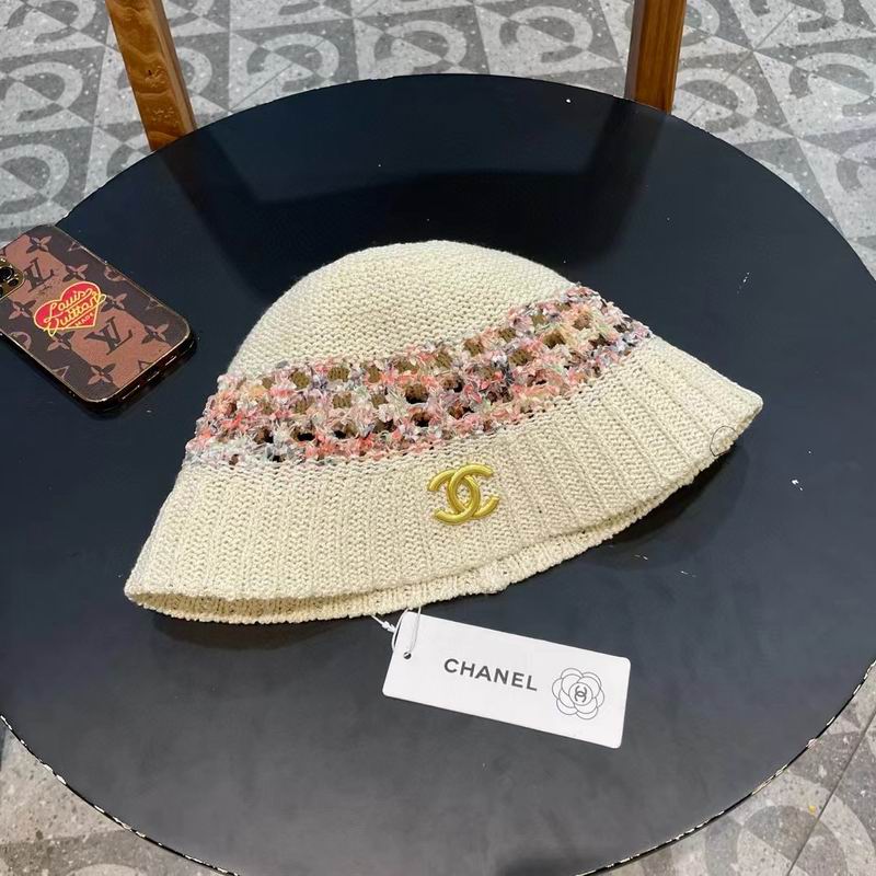 Chanel hat (700)