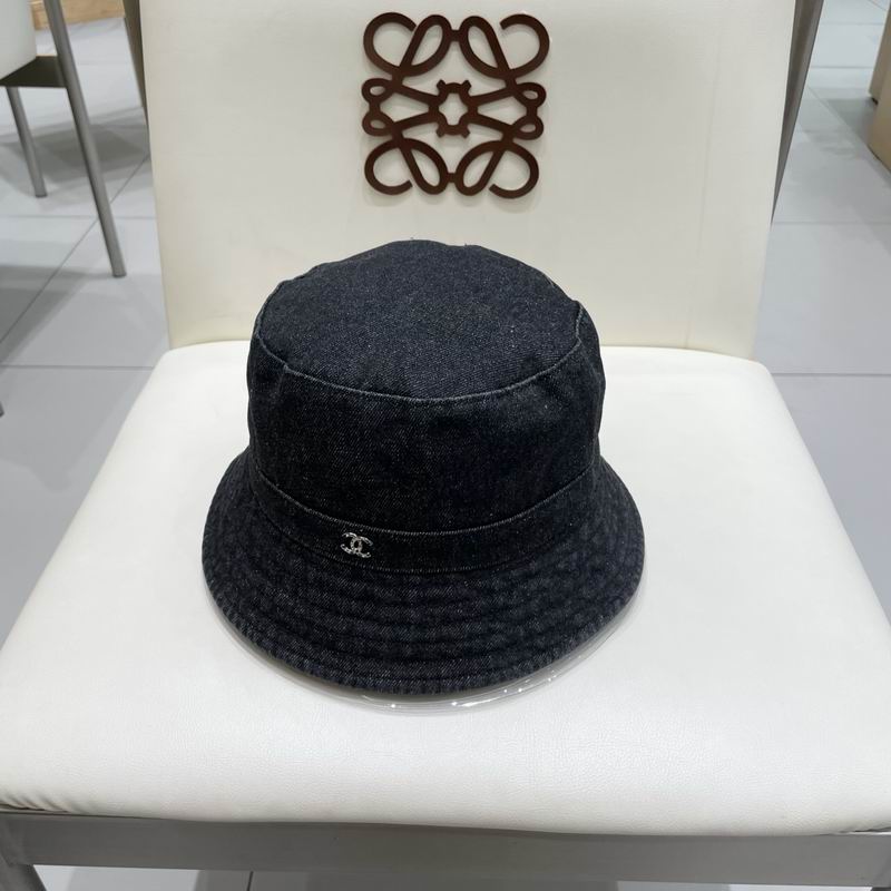 Chanel hat (718)