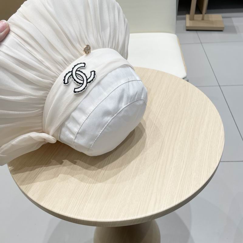 Chanel hat (747)