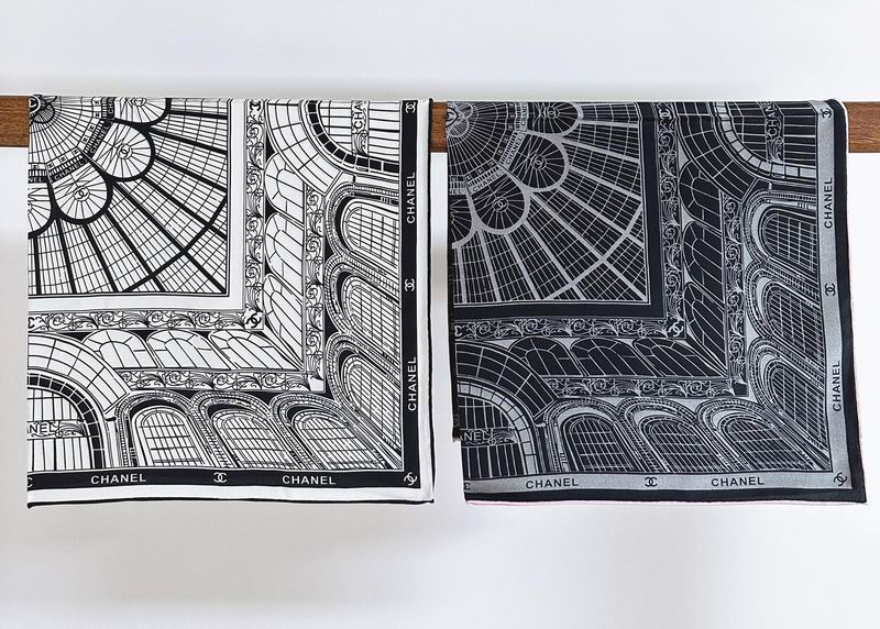 Chanel silk scarf 70X70cm E30 (4)