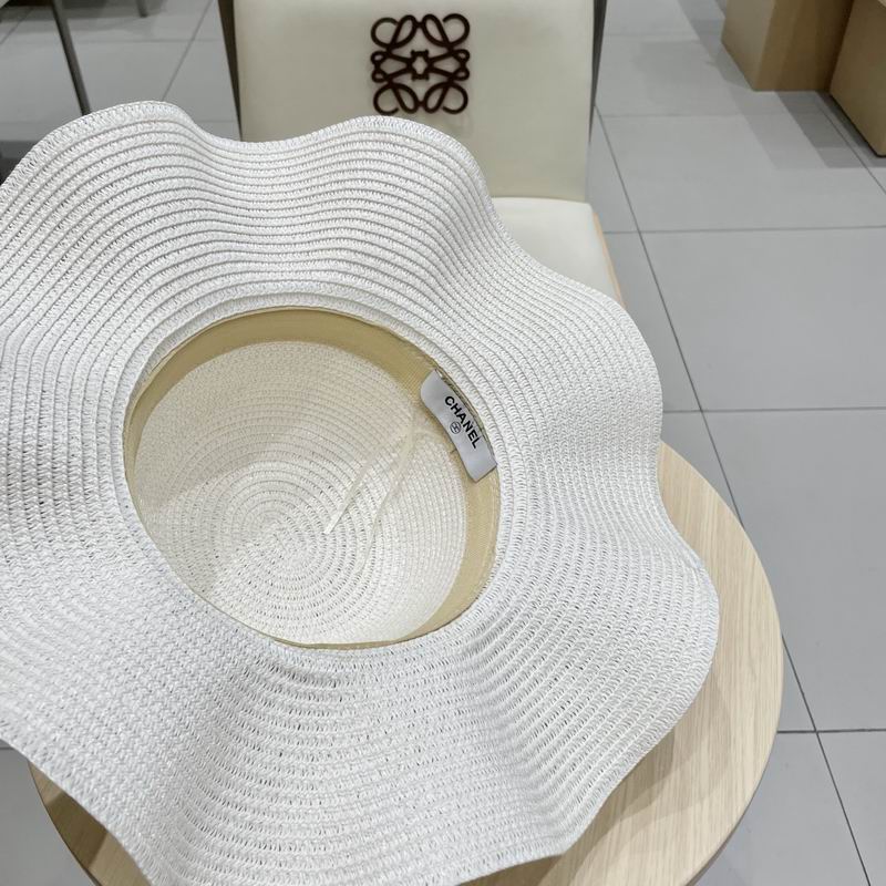 Chanel top hat (1045)