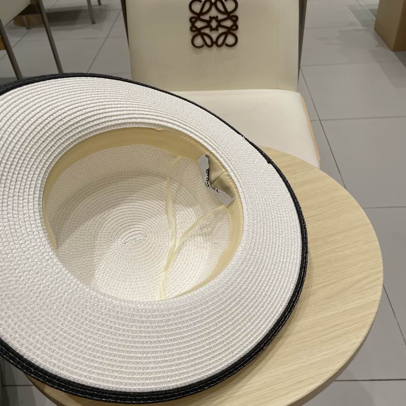 Chanel top hat (1054)