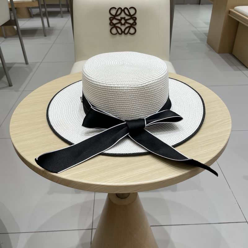Chanel top hat (1060)