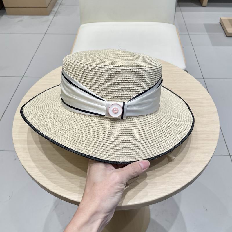 Chanel top hat (212)