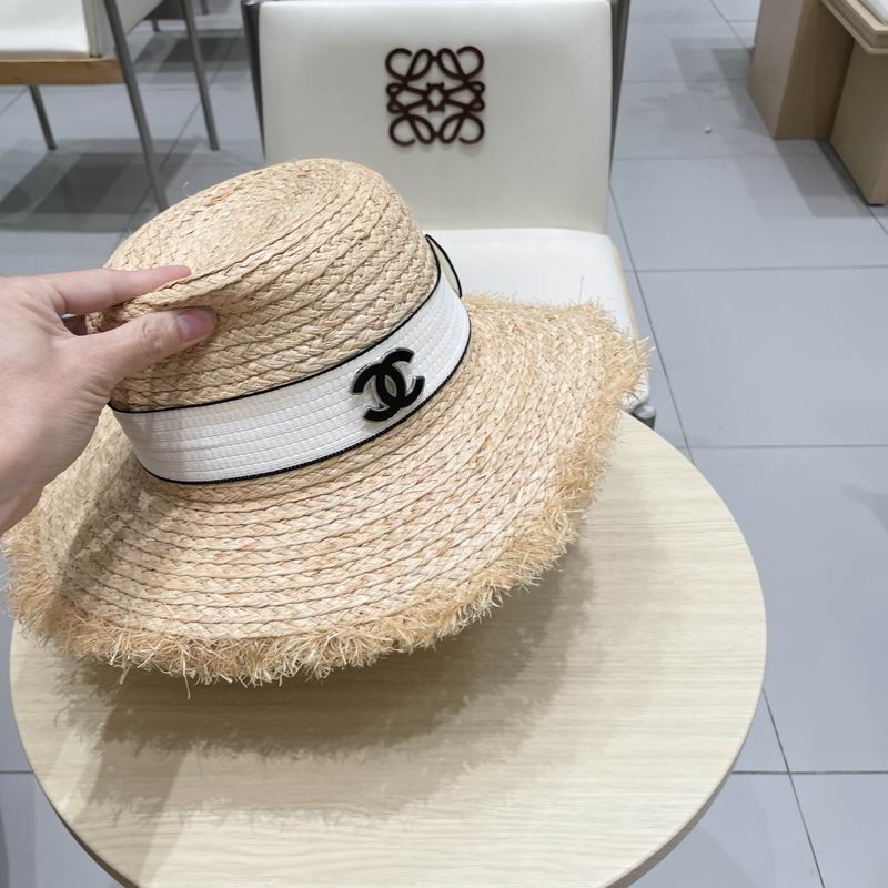 Chanel top hat (240)