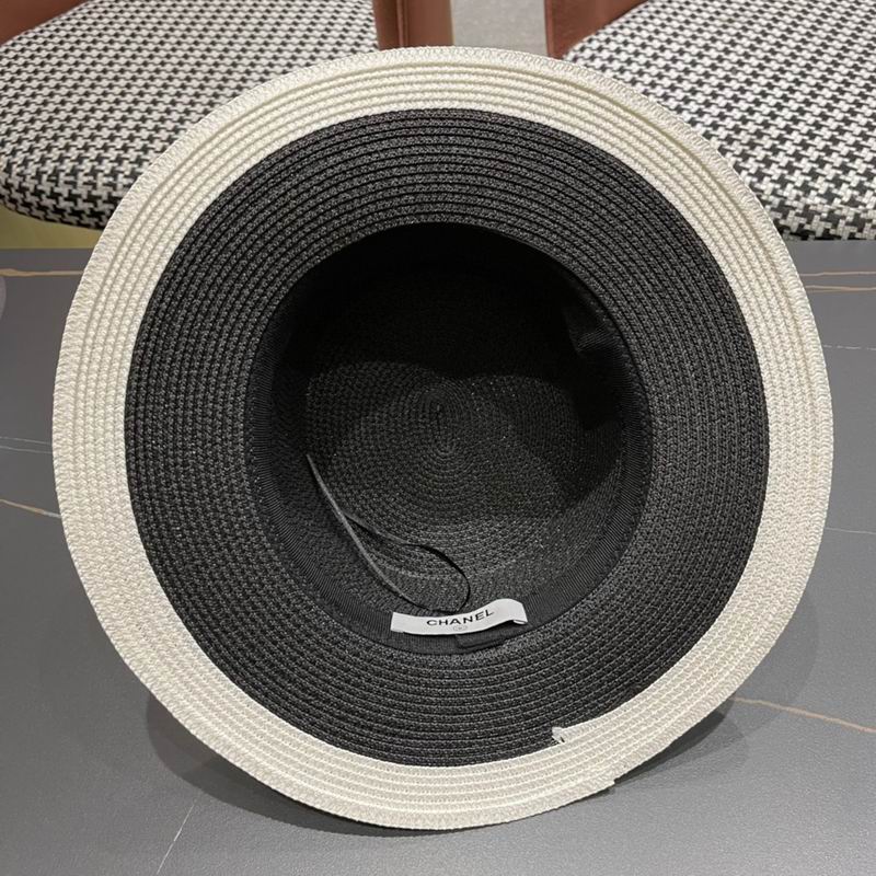 Chanel top hat (290)