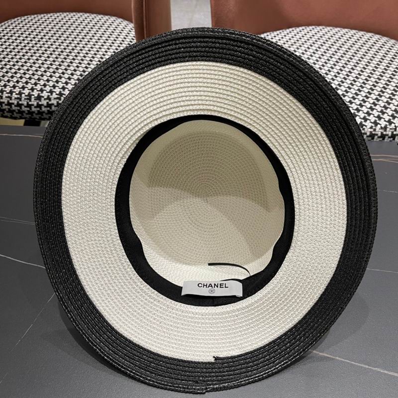 Chanel top hat (298)