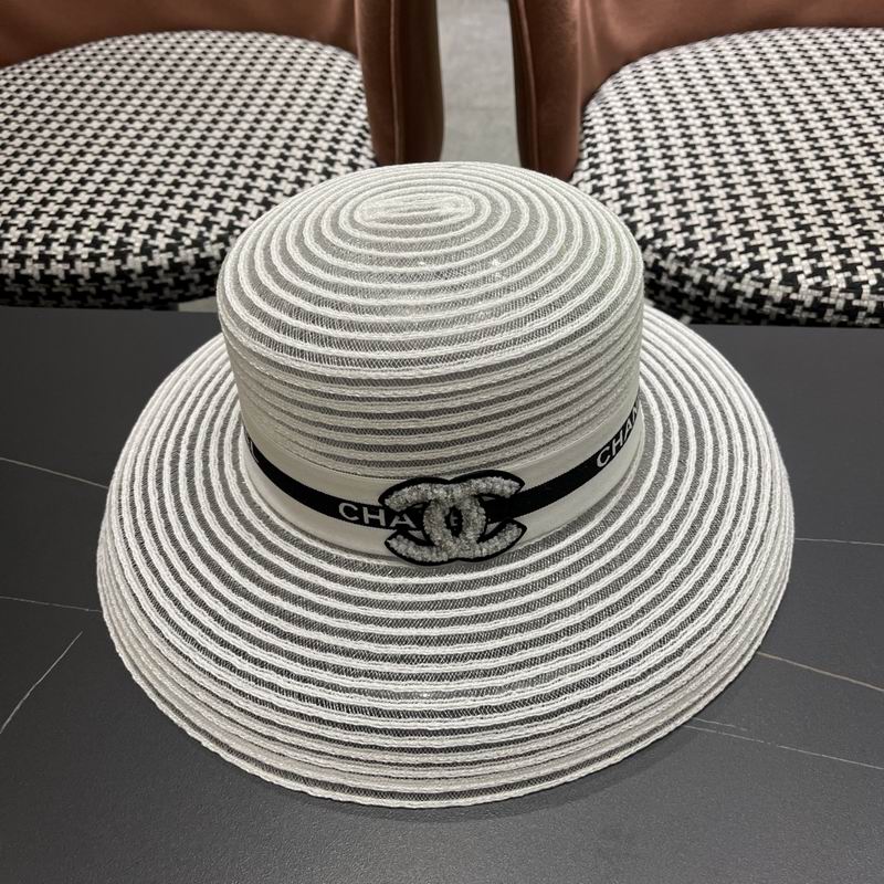 Chanel top hat (300)