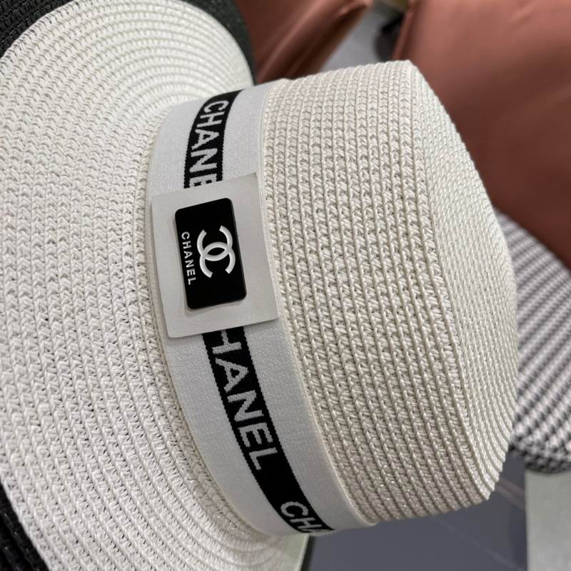 Chanel top hat (300)