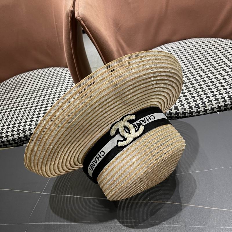 Chanel top hat (304)