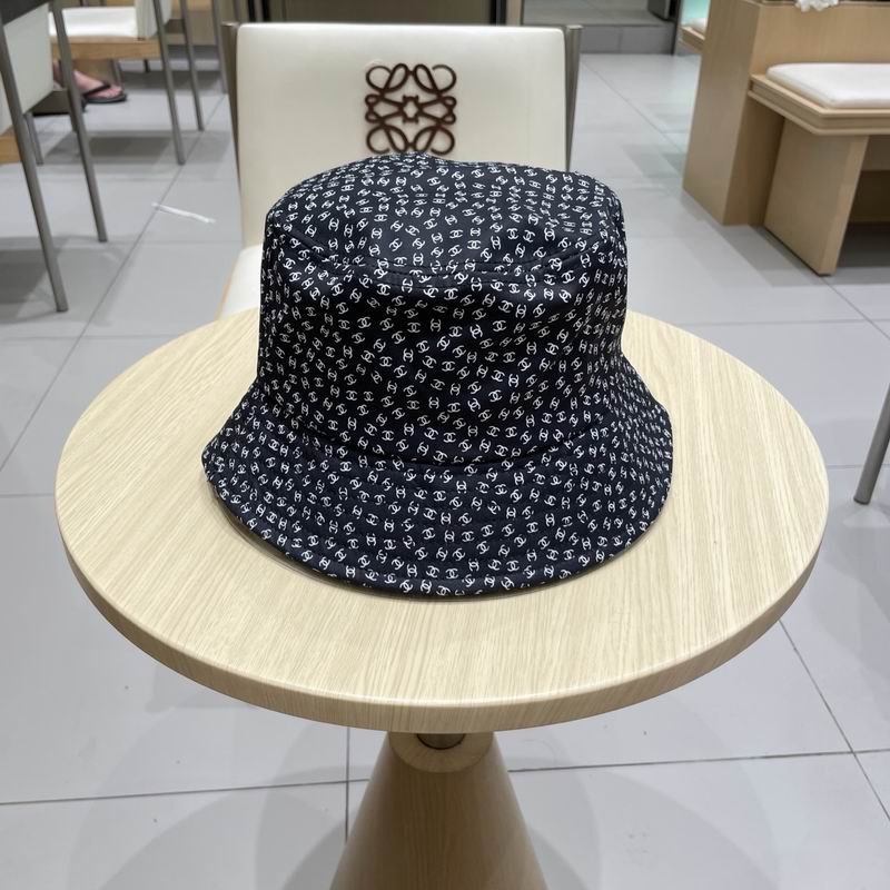 Chanel top hat (313)
