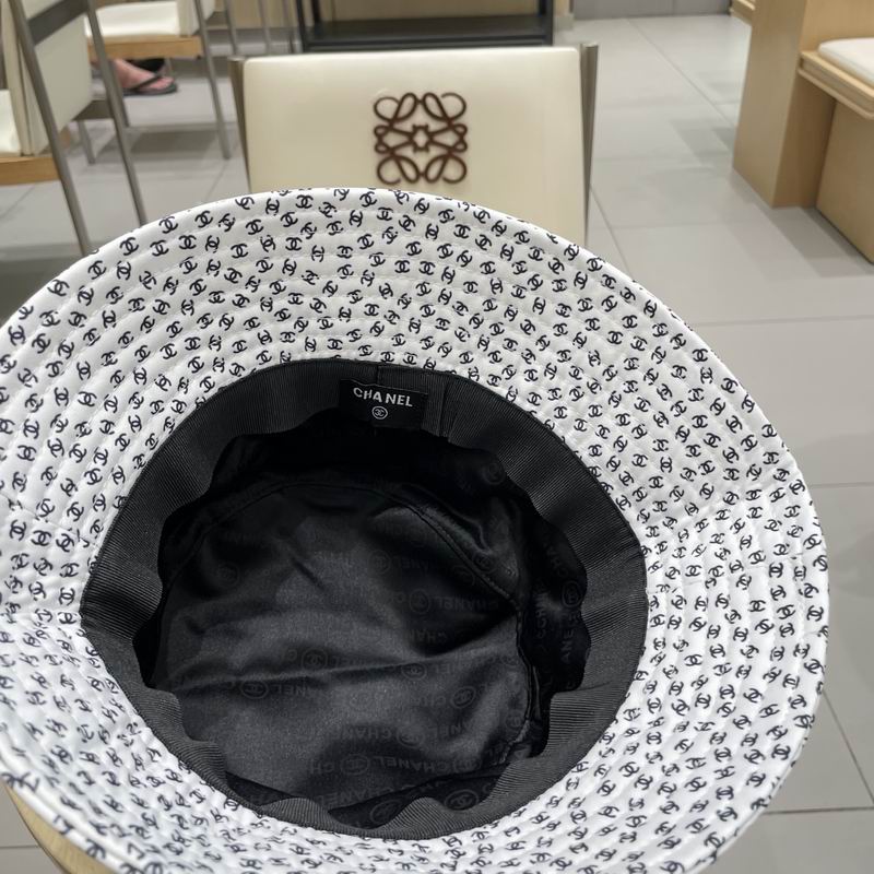 Chanel top hat (316)