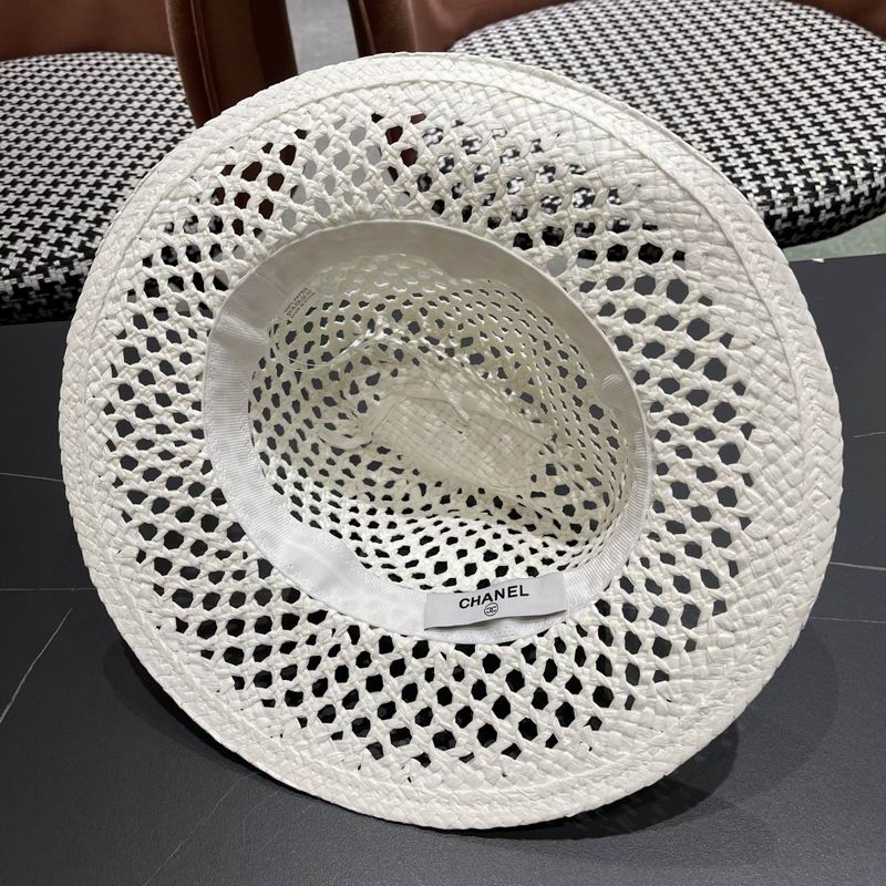 Chanel top hat (335)