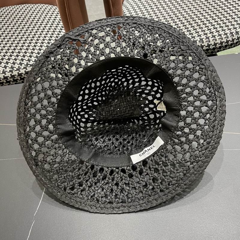 Chanel top hat (345)