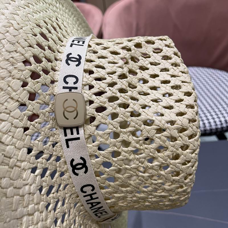 Chanel top hat (357)