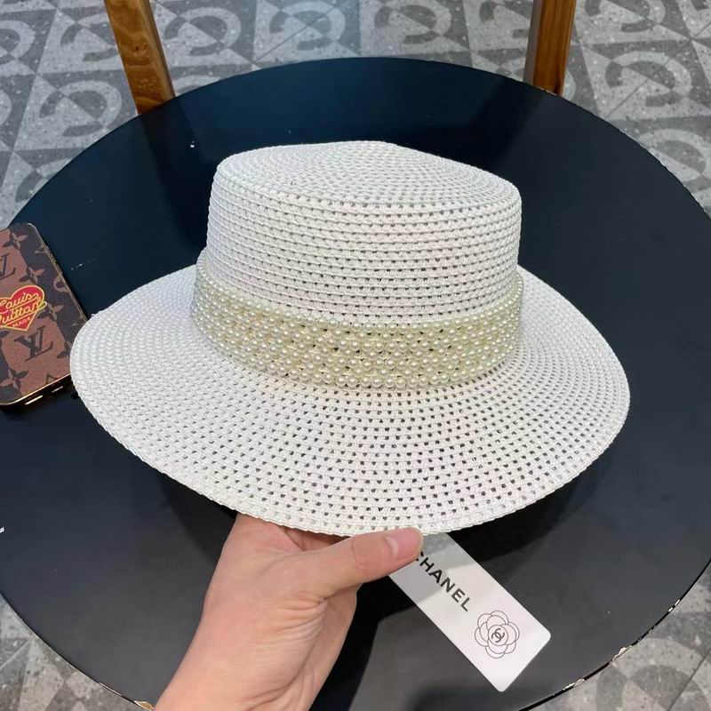 Chanel top hat (402)