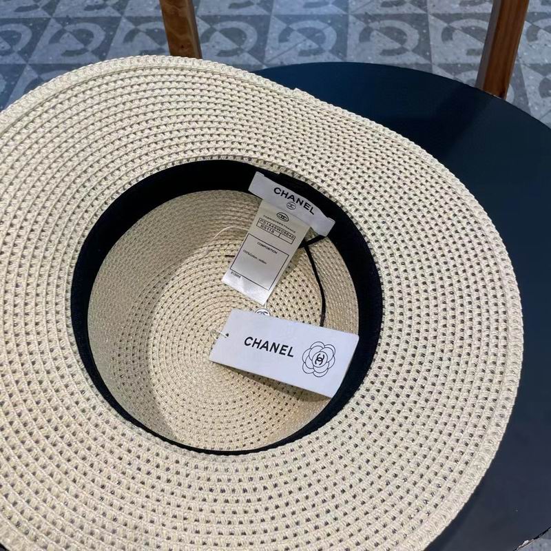 Chanel top hat (405)