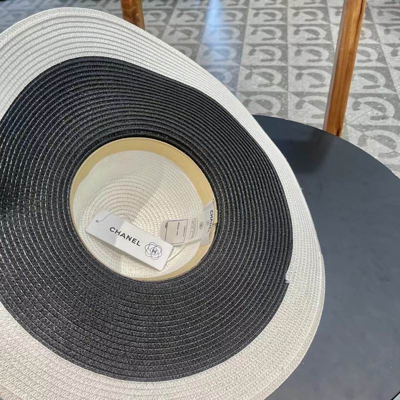 Chanel top hat (406)